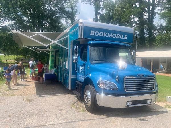 Image for event: BOOKMOBILE VISIT - Homesteaders Mobile Home Park
